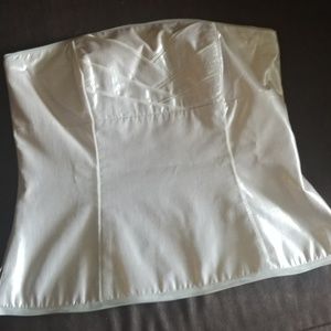 White House black market top Size 8